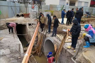 我市雨水管网改扩建工程正在加紧施工中